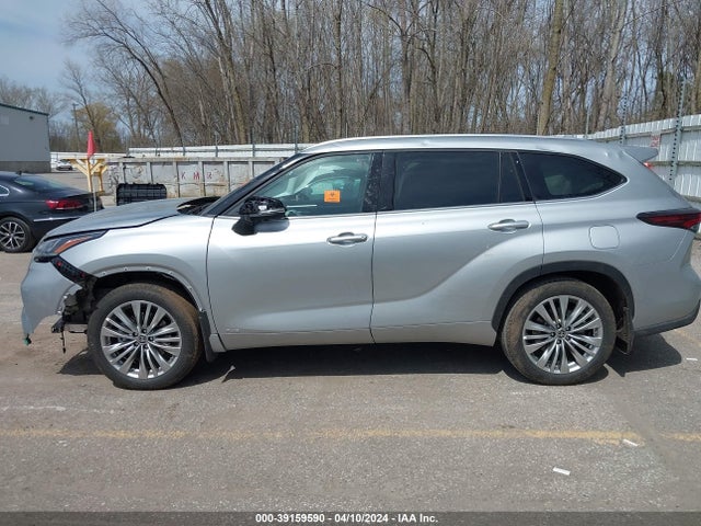 Toyota Highlander Hybrid Platinum 2024 5TDEBRCH4RS608099 Image 15