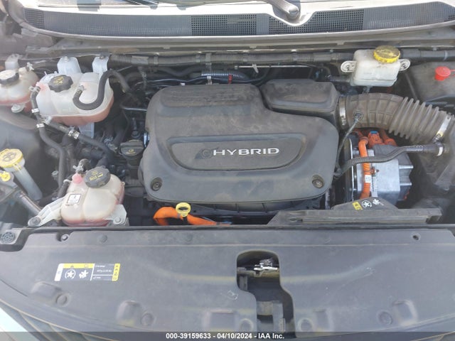2C4RC1L7XJR108095 Chrysler Pacifica Hybrid Touring L