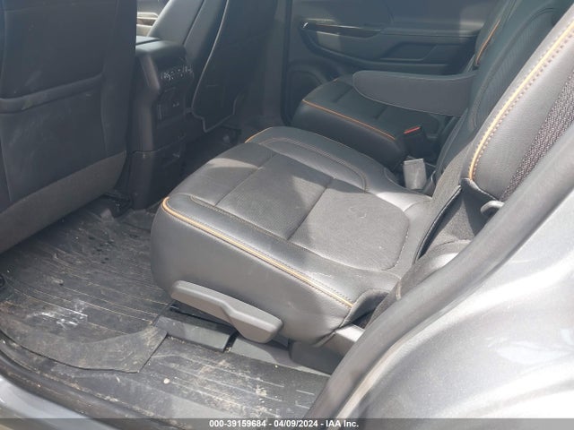 GMC Acadia Awd At4 2023 1GKKNLLS6PZ161858 Image 8