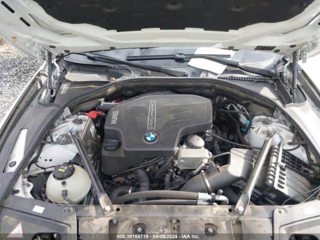 WBA5A5C5XGD528040 BMW 528I