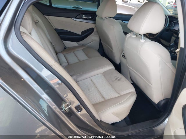 Nissan Maxima 3.5 S 2017 1N4AA6AP7HC364013 Image 8