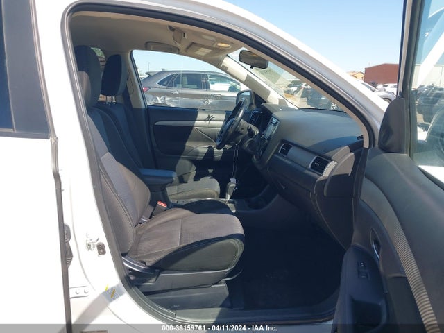 JA4AD3A37GZ000466 Mitsubishi Outlander Se