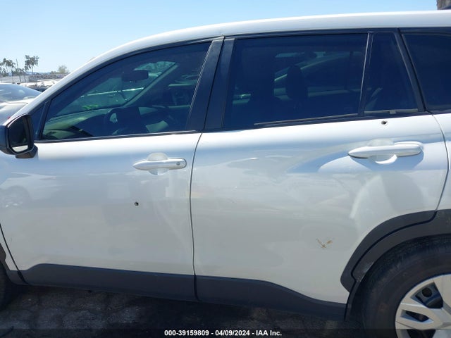 Toyota Corolla Cross L 2022 7MUAAABG6NV032429 Image 14