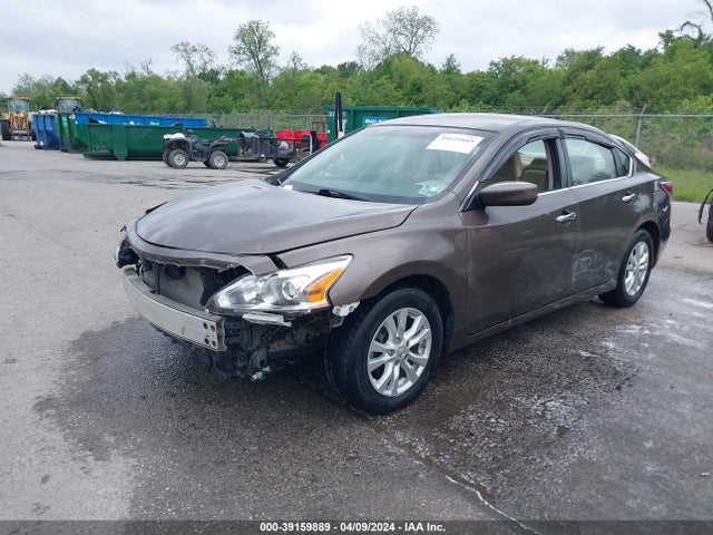 Nissan Altima 2.5 S 2014 1N4AL3AP0EN245910 Image 2