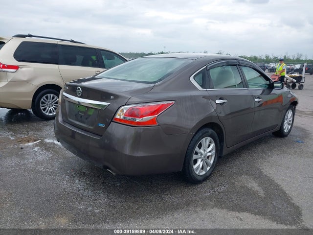 Nissan Altima 2.5 S 2014 1N4AL3AP0EN245910 Image 4