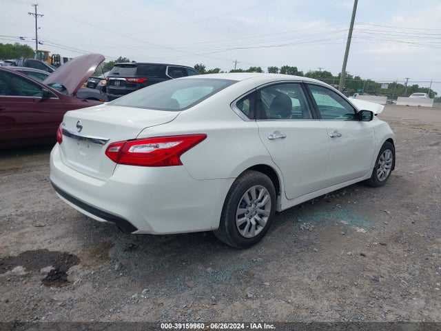 Nissan Altima 2.5 S 2017 1N4AL3APXHC259331 Image 4