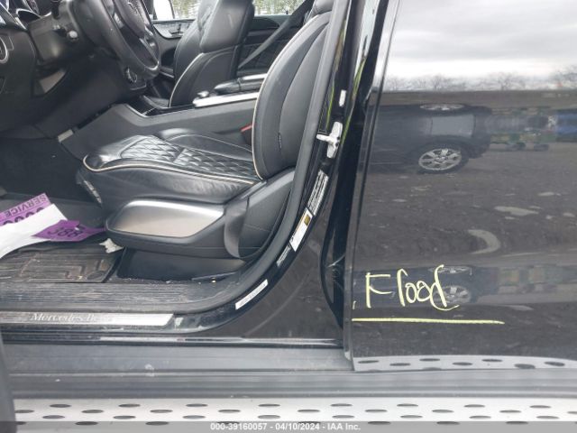 4JGDF7DE5GA698121 Mercedes-Benz Gl 550 4matic