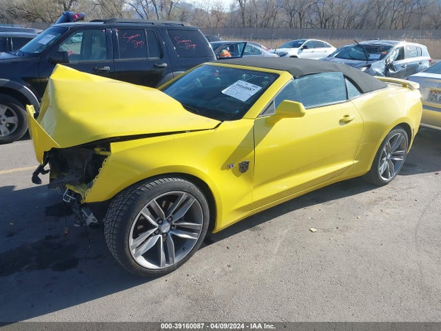 Chevrolet Camaro 1lt 2018 1G1FB3DSXJ0154999 Image 2