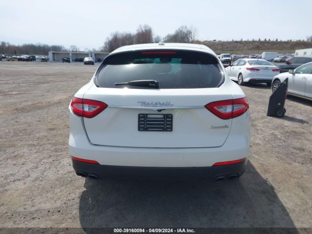 ZN661XUA2HX230904 Maserati Levante