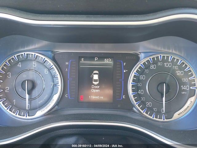 Chrysler 200 Limited 2015 1C3CCCAB6FN682159 Image 7