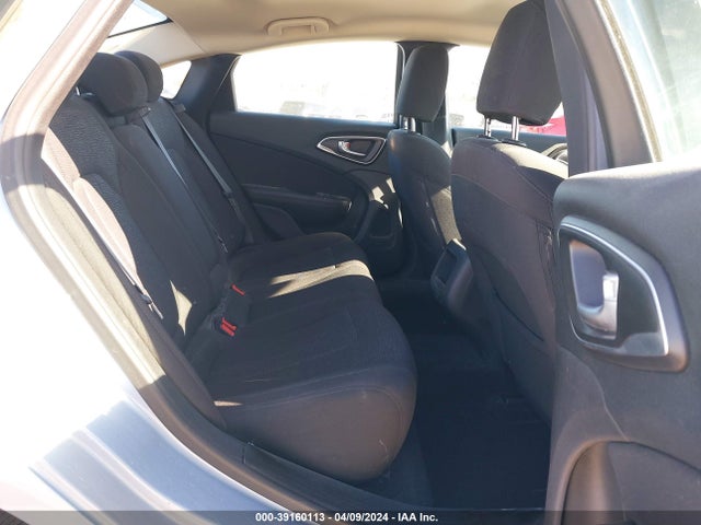 Chrysler 200 Limited 2015 1C3CCCAB6FN682159 Image 8