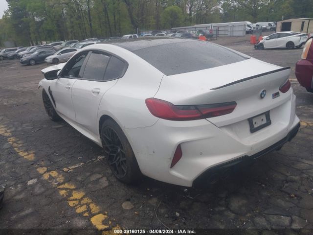 2022 BMW M8 GRAN COUPE WBSGV0C02NCH21725 Photo 2