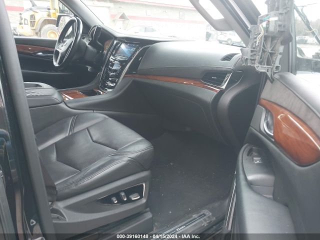 1GYS4MKJ0FR559945 Cadillac Escalade Luxury