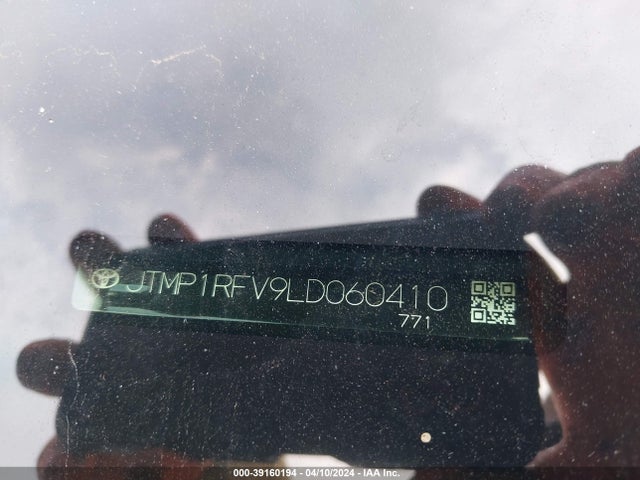 Toyota Rav4 Xle 2020 JTMP1RFV9LD060410 Image 17