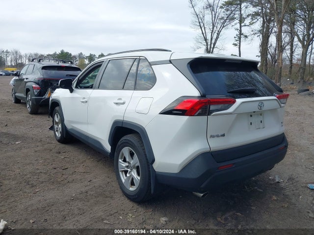 Toyota Rav4 Xle 2020 JTMP1RFV9LD060410 Image 3