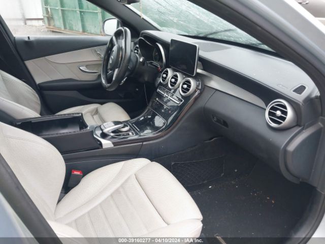 55SWF4KB5FU026407 Mercedes-Benz C 300 4matic