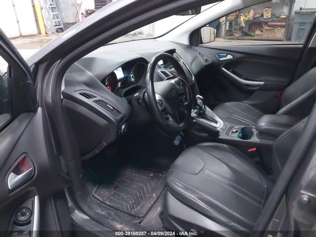 Ford FOCUS SE 2014 1FADP3F2XEL235721 Image 5
