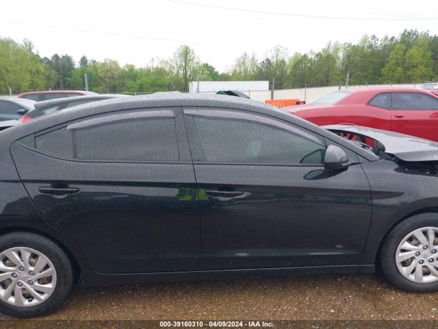 Hyundai ELANTRA SE 2018 5NPD74LF3JH353809 Image 14