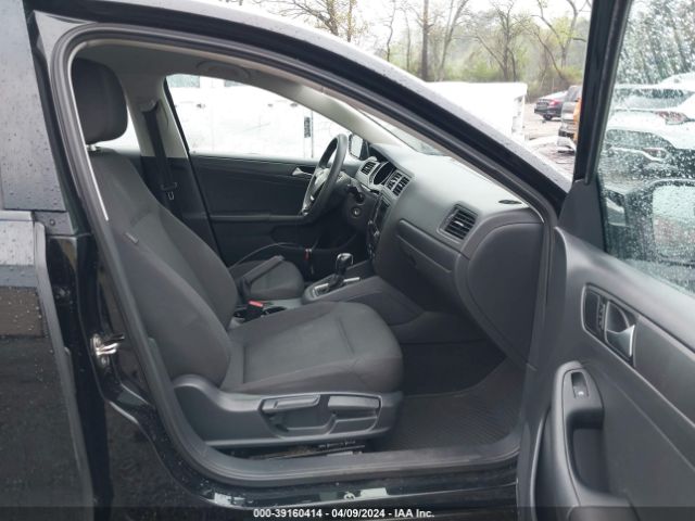 3VW267AJ7GM234566 Volkswagen Jetta 1.4t S