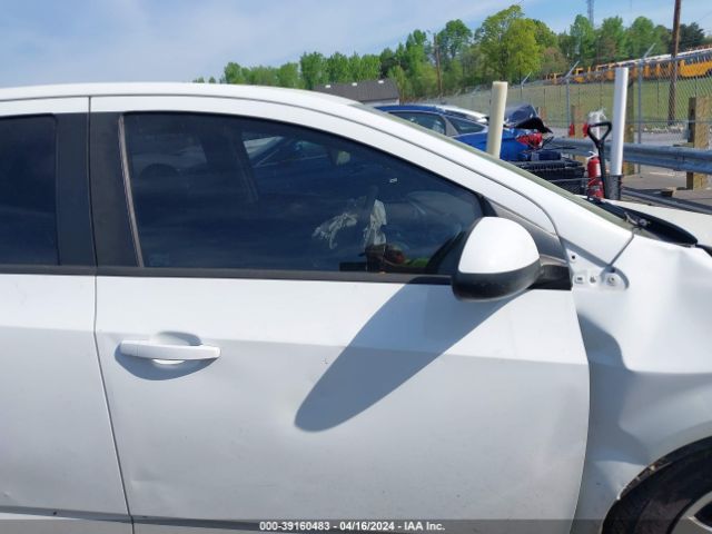 1G1JG6SH1H4166305 Chevrolet Sonic Lt Auto