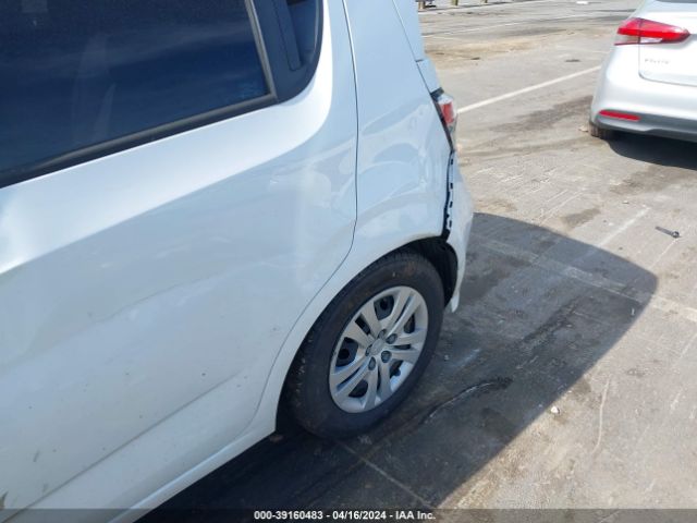 1G1JG6SH1H4166305 Chevrolet Sonic Lt Auto
