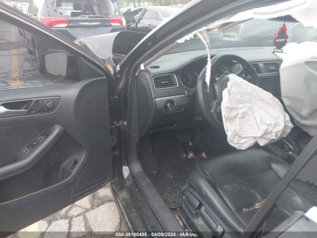 3VWD07AJ7FM238691 Volkswagen Jetta 1.8t Se