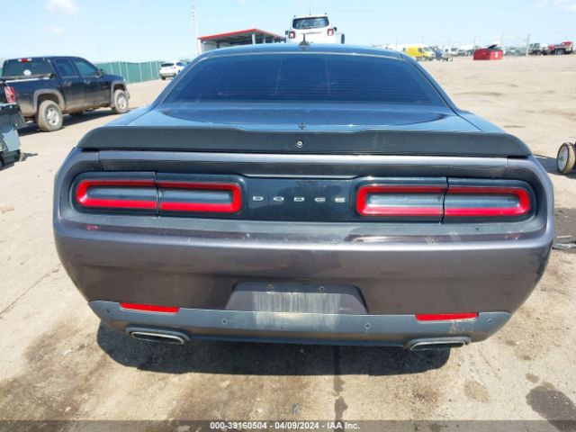 2C3CDZAG5GH289548 Dodge Challenger Sxt Plus