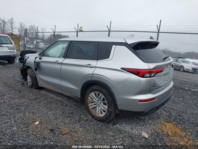 Mitsubishi Outlander Es 2.5 2022 JA4J4TA80NZ082579 Image 3