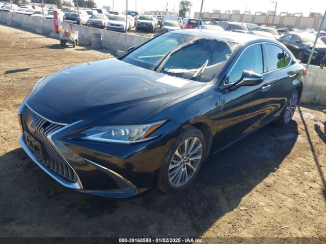 58ADA1C17MU013100 Lexus ES 300H