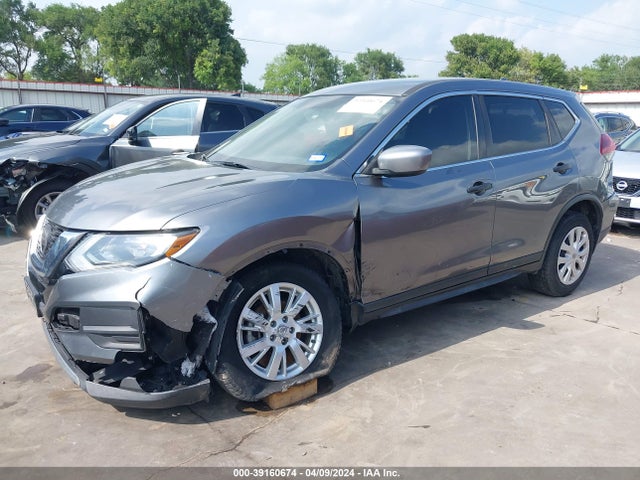 Nissan ROGUE S 2018 KNMAT2MT4JP610990 Image 2