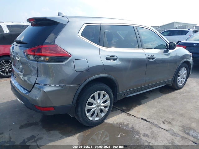 Nissan ROGUE S 2018 KNMAT2MT4JP610990 Image 4