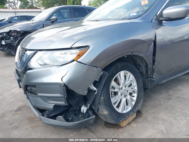 Nissan ROGUE S 2018 KNMAT2MT4JP610990 Image 6