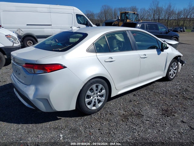 Toyota COROLLA LE 2022 JTDEPMAE3N3004956 Image 4