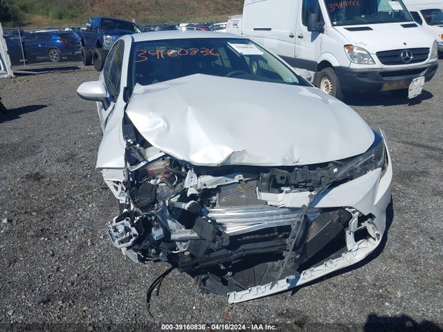 Toyota COROLLA LE 2022 JTDEPMAE3N3004956 Image 6