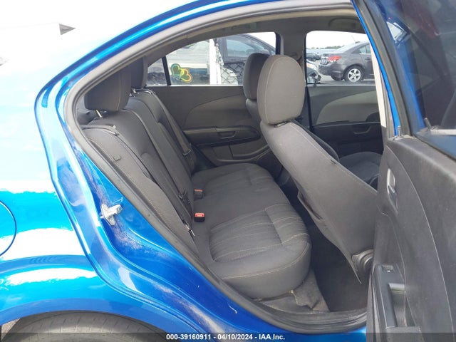Chevrolet Sonic Lt Auto 2017 1G1JD5SH9H4127142 Image 8