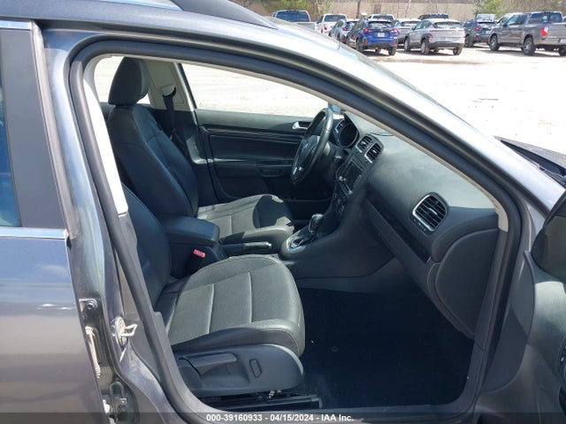 3VWPL7AJ1EM604938 Volkswagen Jetta Sportwagen 2.0l Tdi