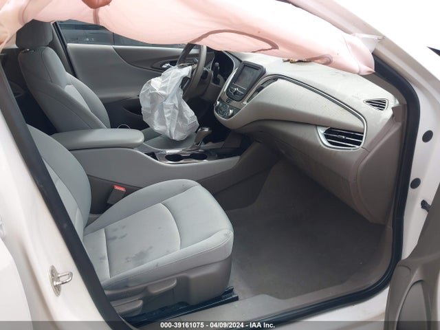 Chevrolet Malibu 1fl 2017 1G1ZC5STXHF224655 Image 5