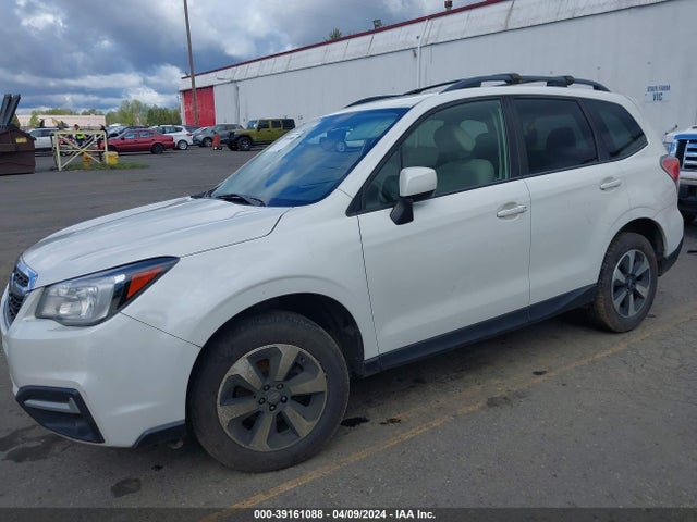 Subaru Forester 2.5i Premium 2017 JF2SJAEC7HG473901 Image 2