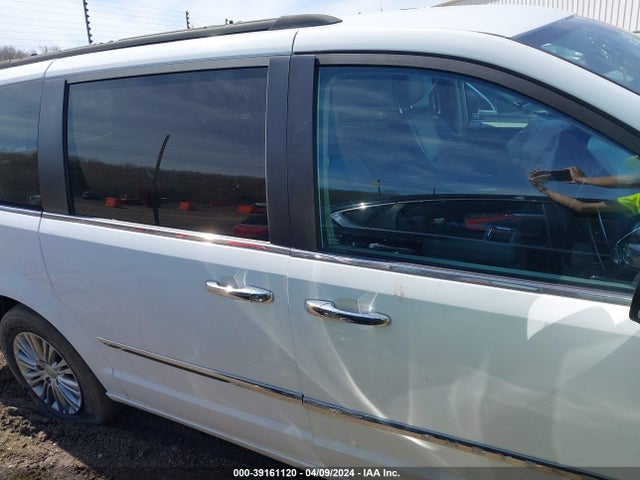 2C4RC1CG4GR200201 Chrysler Town & Country Touring-l