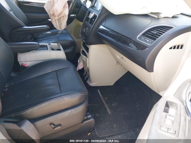2C4RC1CG4GR200201 Chrysler Town & Country Touring-l