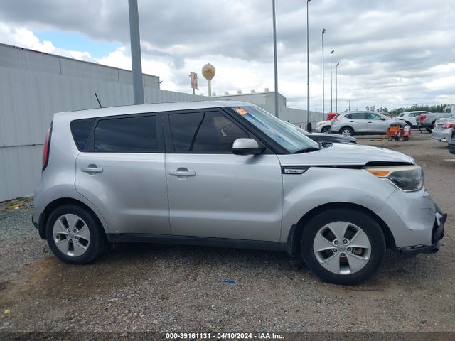KIA Soul 2015 KNDJN2A2XF7783331 Image 13