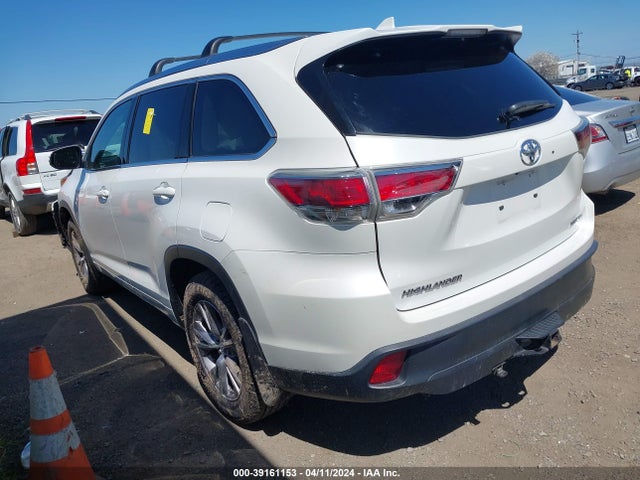 Toyota Highlander Xle V6 2015 5TDJKRFH4FS132605 Image 3