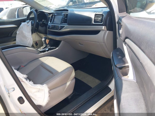 Toyota Highlander Xle V6 2015 5TDJKRFH4FS132605 Image 5