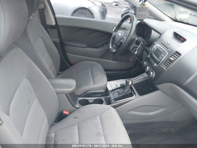 KIA FORTE LX 2017 3KPFK4A70HE094133 Image 5