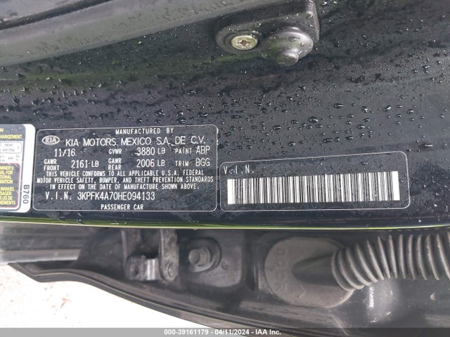 KIA FORTE LX 2017 3KPFK4A70HE094133 Image 9