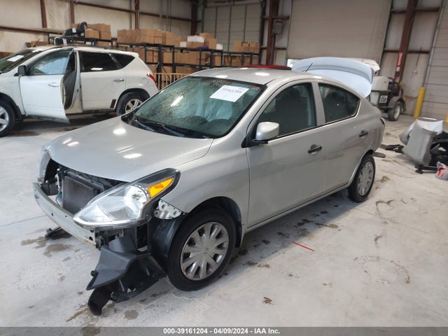 Nissan Versa 1.6 S+ 2018 3N1CN7AP0JL876707 Image 2
