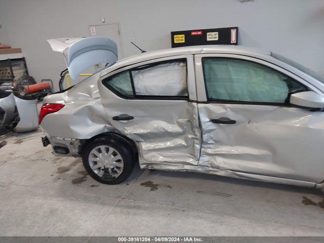 Nissan Versa 1.6 S+ 2018 3N1CN7AP0JL876707 Image 6