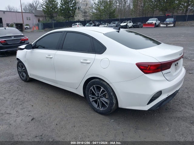 KIA Forte Lxs 2022 3KPF24AD5NE455373 Image 3