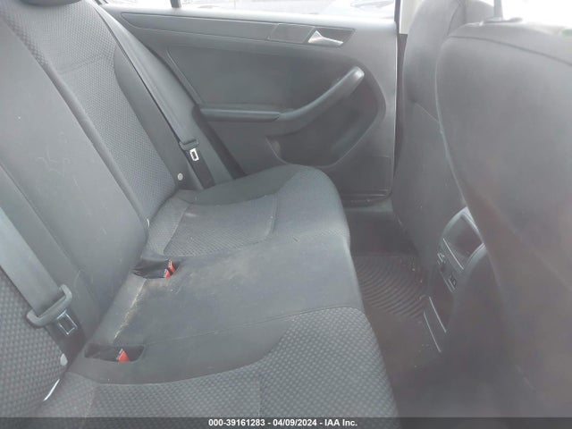 3VW2K7AJ1EM310677 Volkswagen Jetta 2.0l S