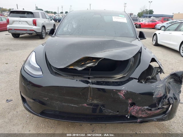 7SAYGDEF0NF493855 Tesla Model Y Performance Dual Motor All-wheel Drive